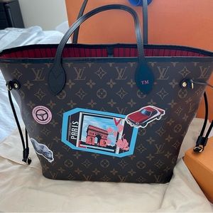 Louis Vuitton Limited Edition World Tour Never Full with Pouch